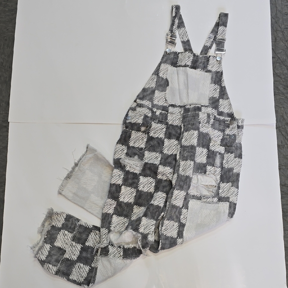 POL Black and White Checkered Jumpsuit - Picture 1 of 3